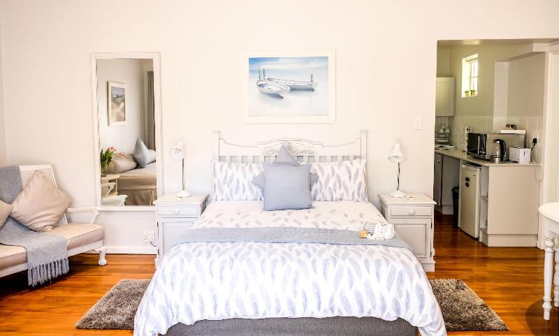 On The Bay B&B image