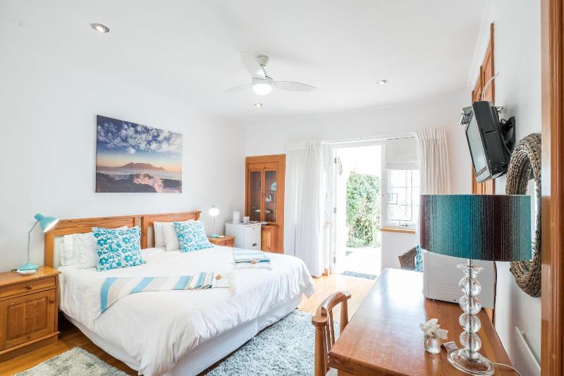 On The Bay B&B image