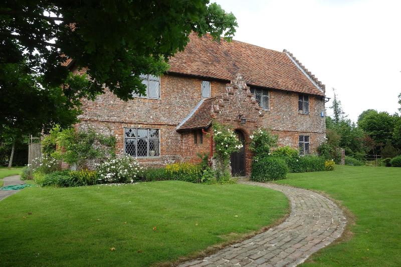 Brunger House image