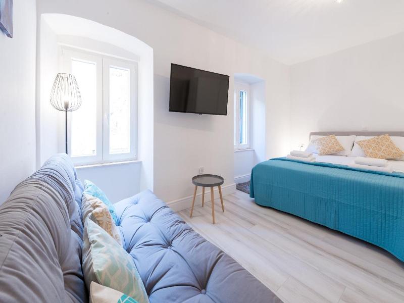 Euroadria Residence image