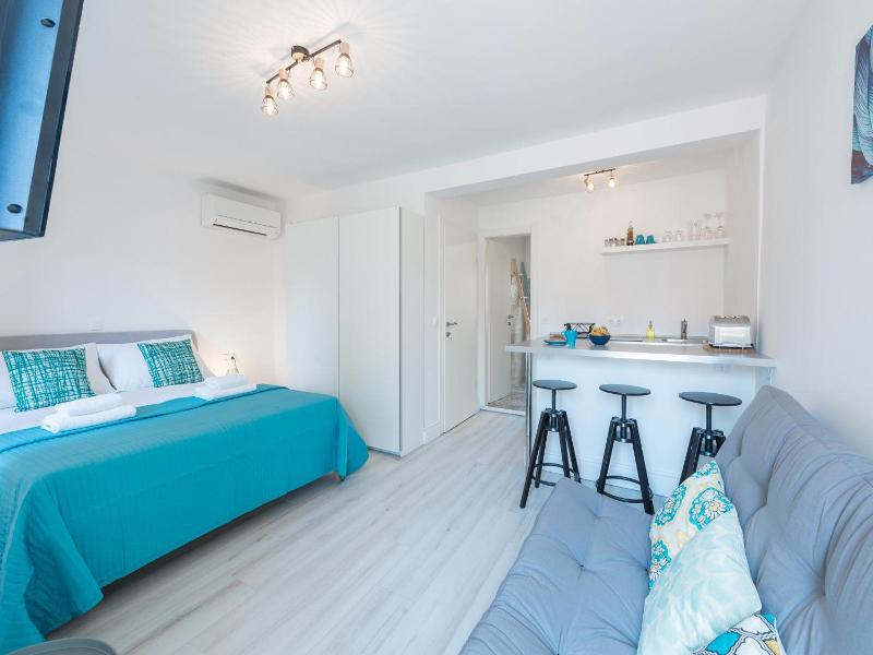 Euroadria Residence image