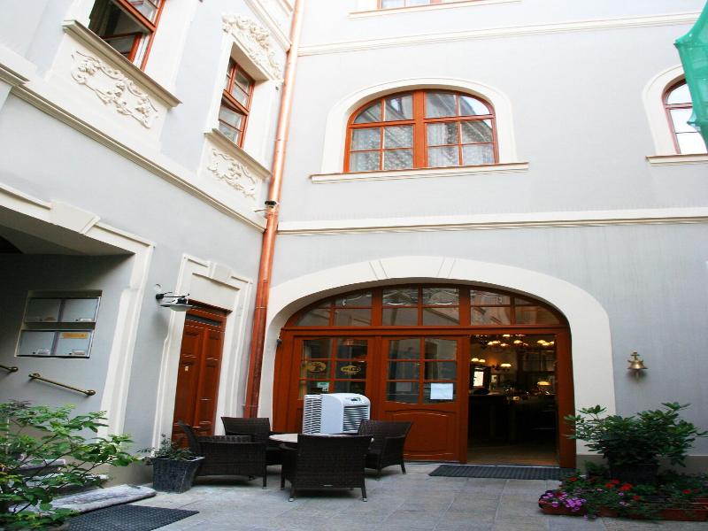 Hotel U Zlateho Jelena (Golden Deer) image