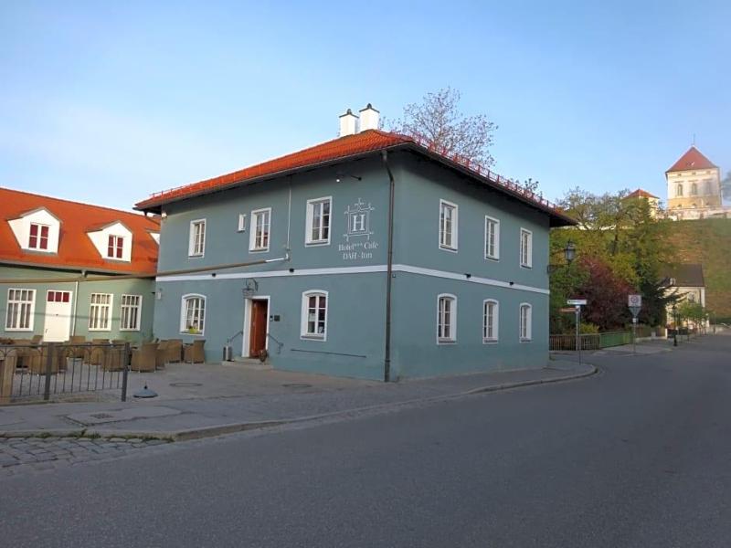Hotel DAH-Inn image