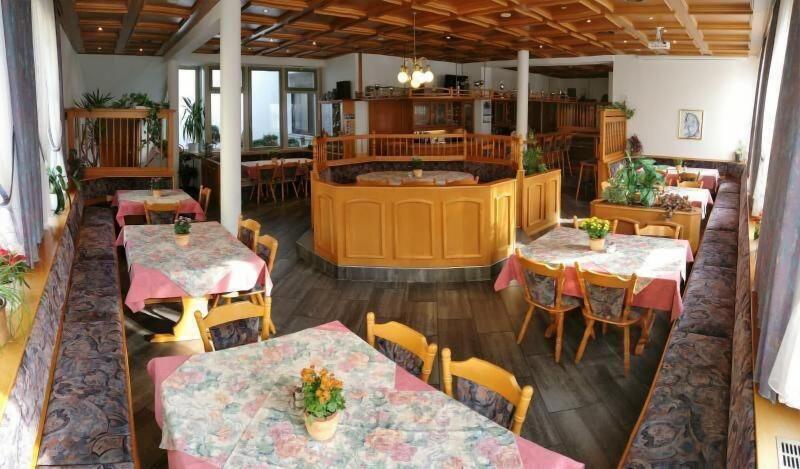 Thueringer Hof Wildeck image