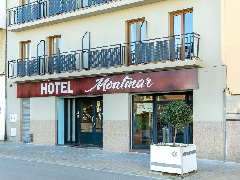 Hotel Montmar image