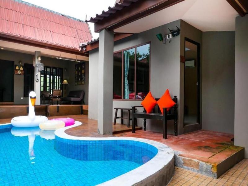 Floraville Phuket Resort image