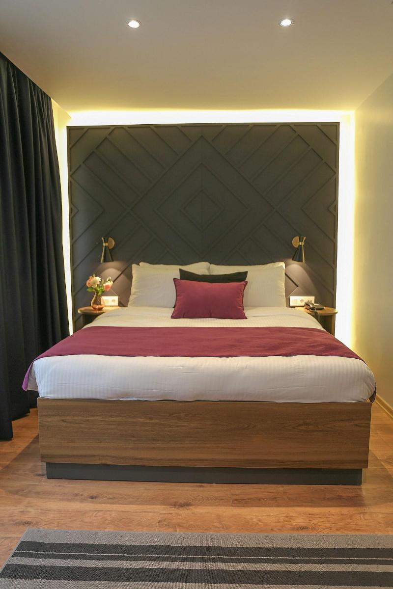 The Roomy image