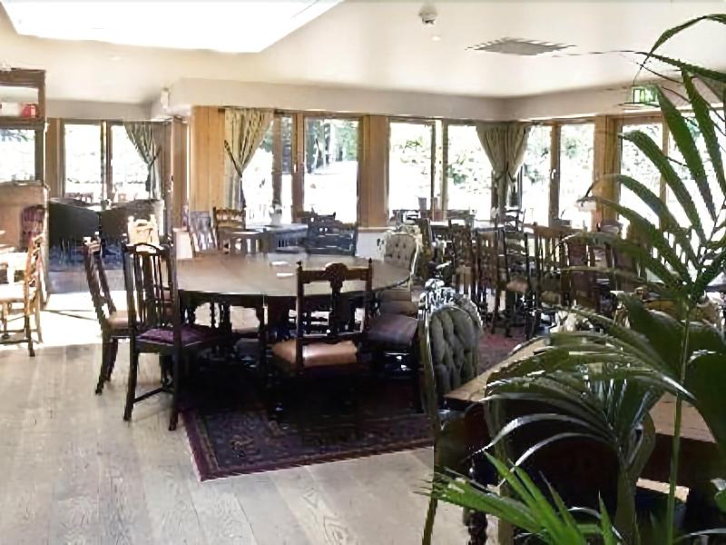 Elveden Inn image