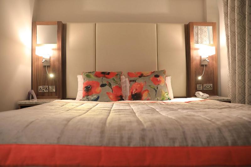 The Valley Hotel image