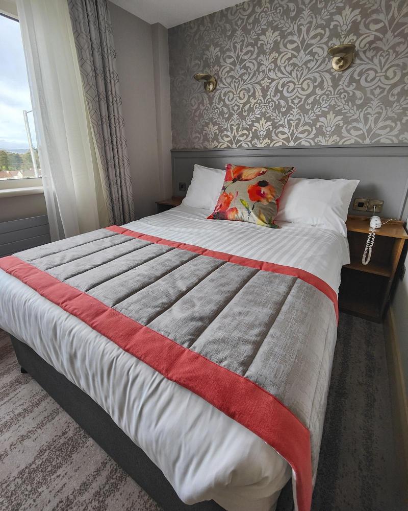 The Valley Hotel image
