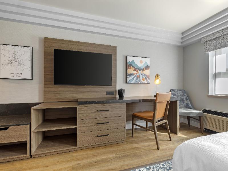 Best Western Potsdam University Park Inn image