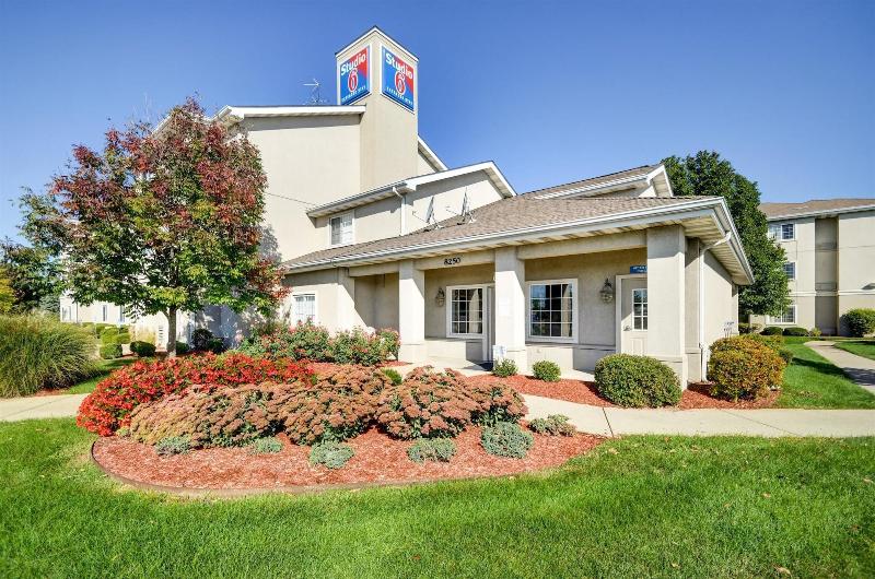 Suburban Studios Fishers IN