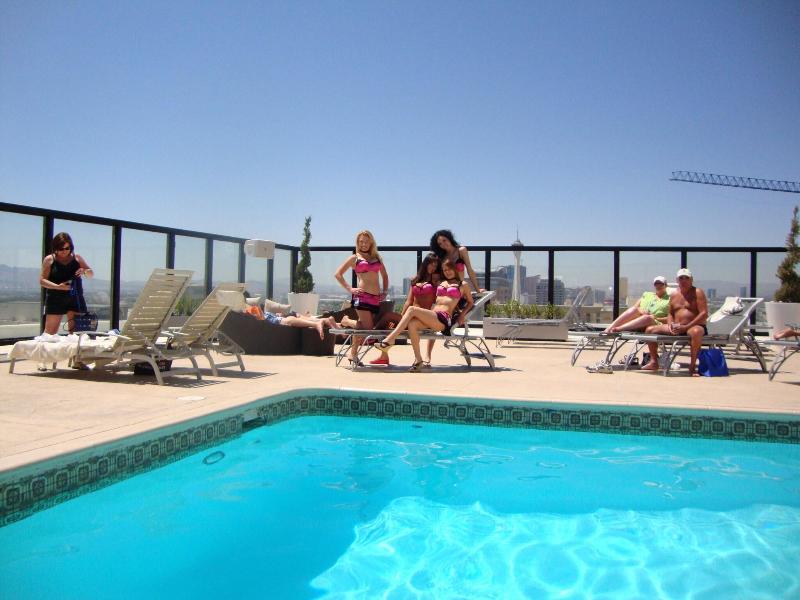 Hotel Apache image
