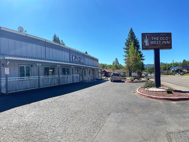 The Old West Inn