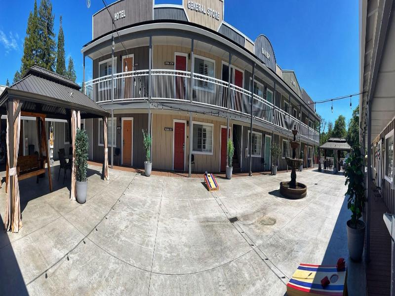 The Old West Inn