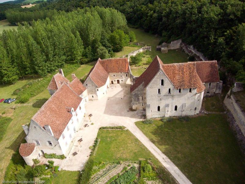 Château-monastère de La Corroirie image