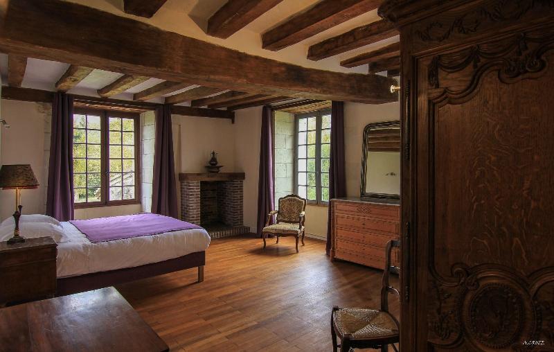 Château-monastère de La Corroirie image