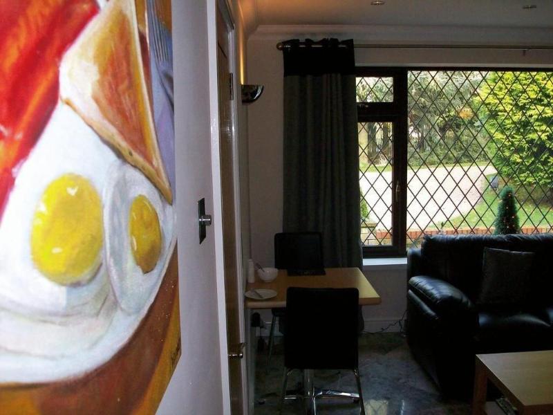 Barncroft Luxury Guest House Near Nec image