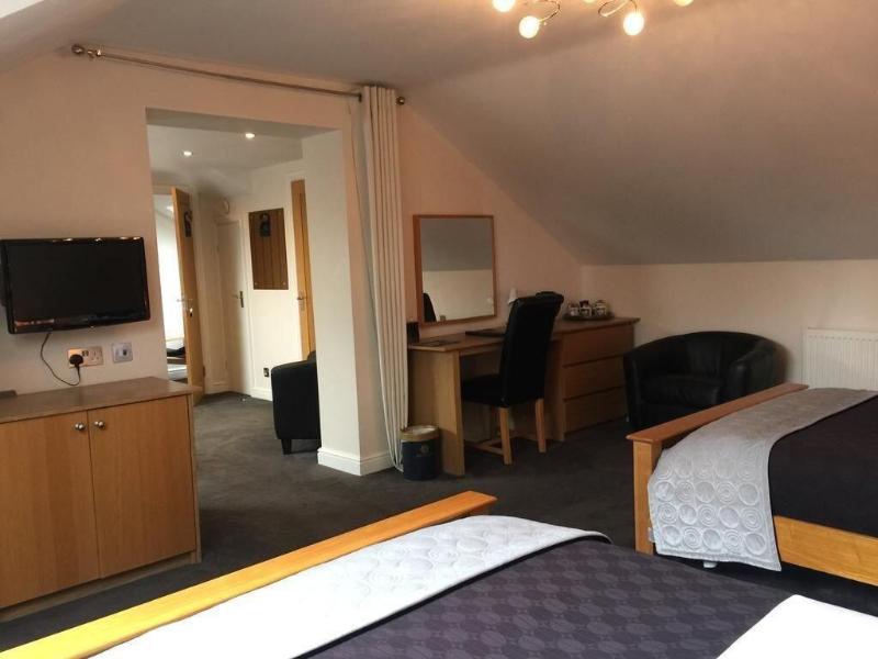 Barncroft Luxury Guest House Near Nec image