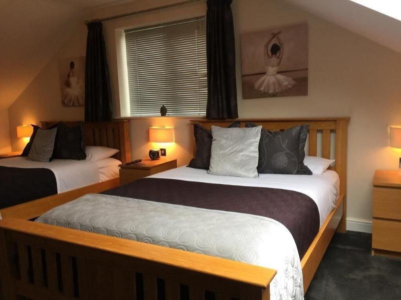 Barncroft Luxury Guest House Near Nec image
