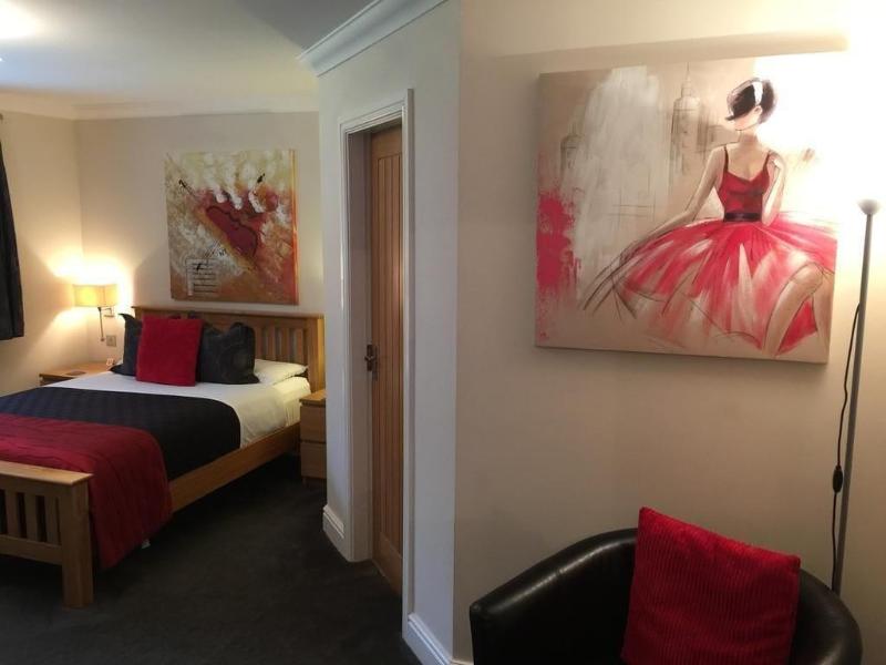 Barncroft Luxury Guest House Near Nec image