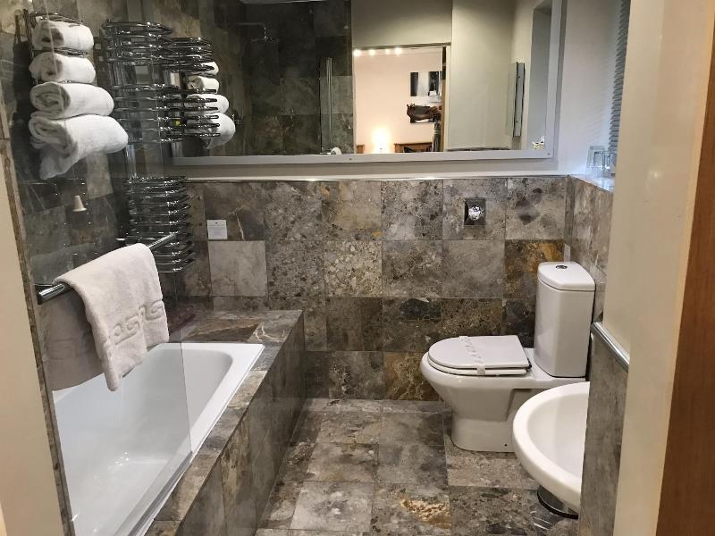 Barncroft Luxury Guest House Near Nec image