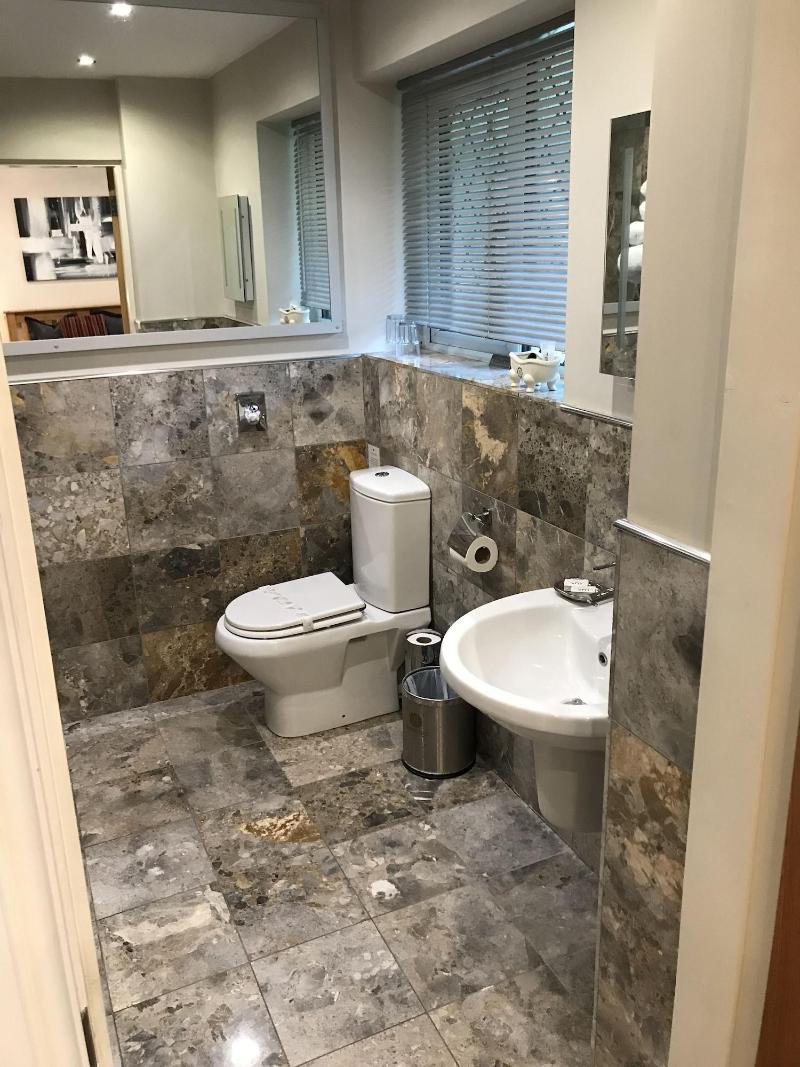 Barncroft Luxury Guest House Near Nec image