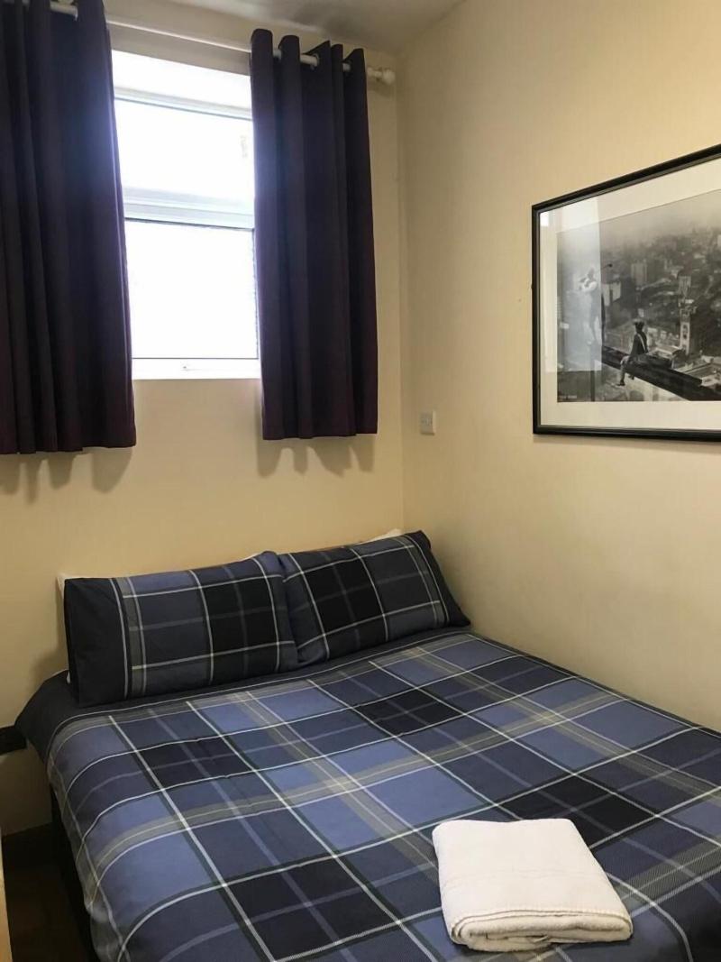 Shanahans B&B with Sports Bar image