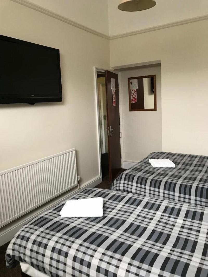 Shanahans B&B with Sports Bar image