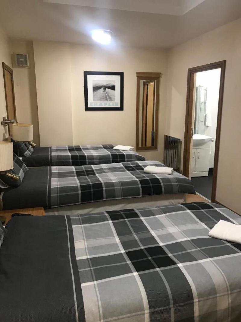 Shanahans B&B with Sports Bar image