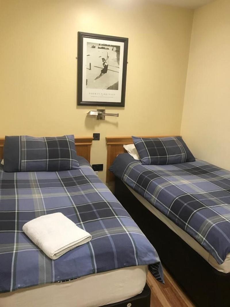 Shanahans B&B with Sports Bar image