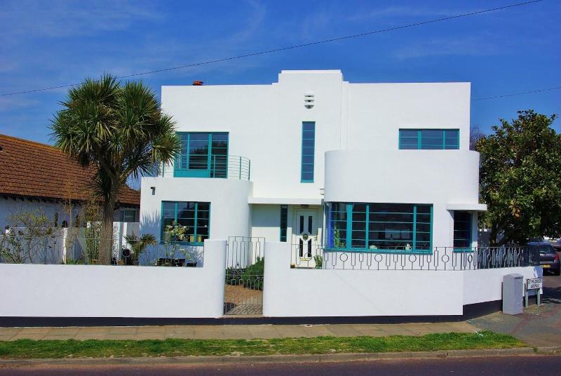Twentieth Century B&B image
