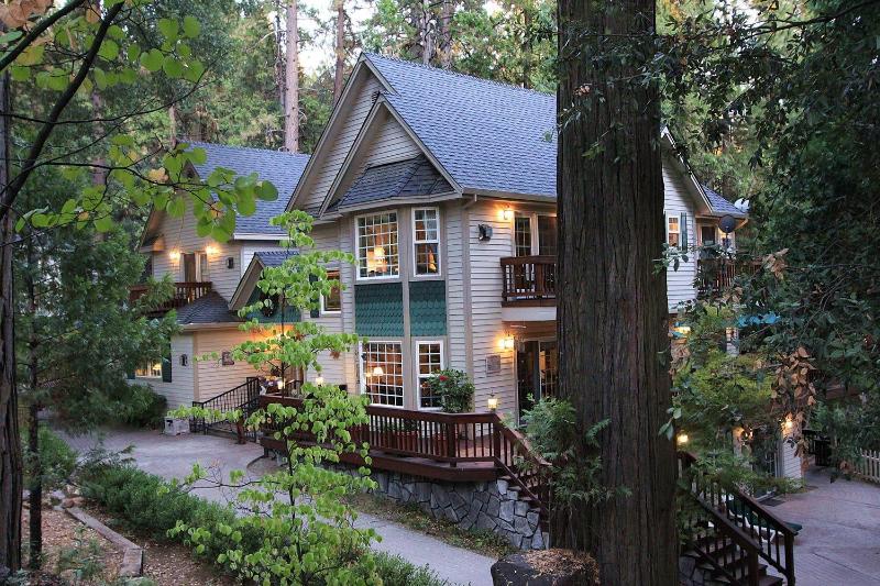 Mccaffrey House Bed And Breakfast Inn image