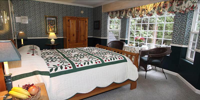 Mccaffrey House Bed And Breakfast Inn image