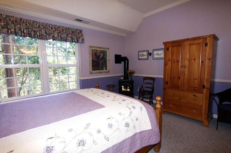 Mccaffrey House Bed And Breakfast Inn image