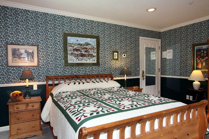 Mccaffrey House Bed And Breakfast Inn image