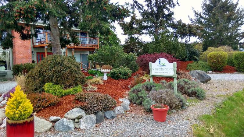 Greenhouse Inn By The Bay