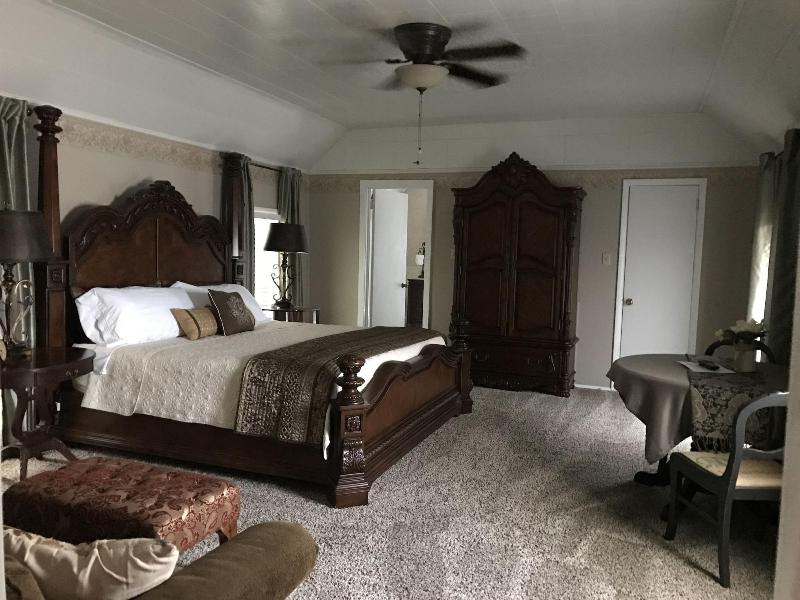 Sassafras Inn