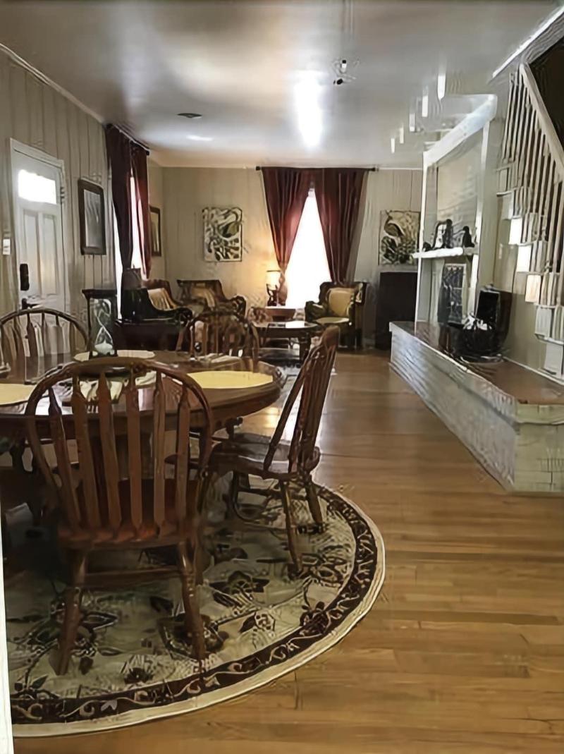 Sassafras Inn