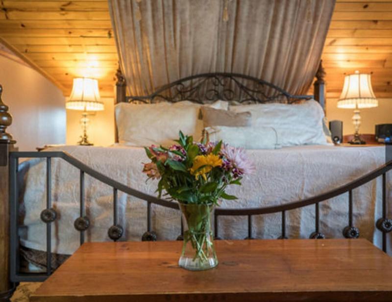 Mcconnell Inn image