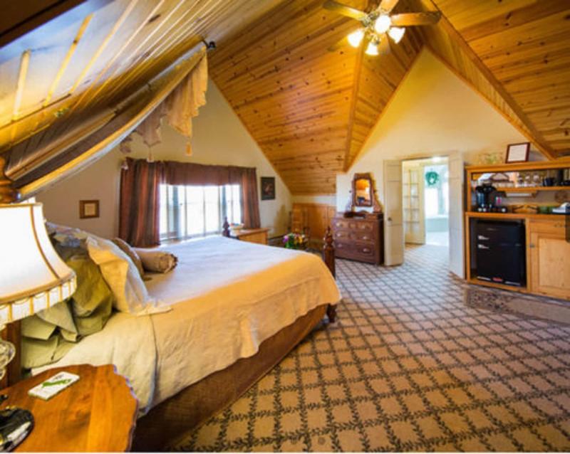 Mcconnell Inn image