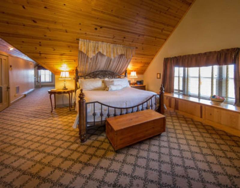 Mcconnell Inn image