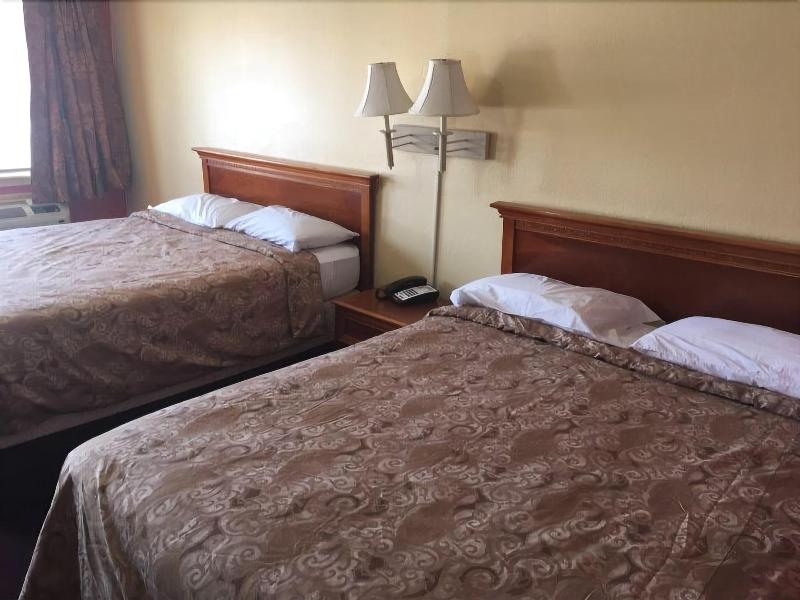De Leon Inn image
