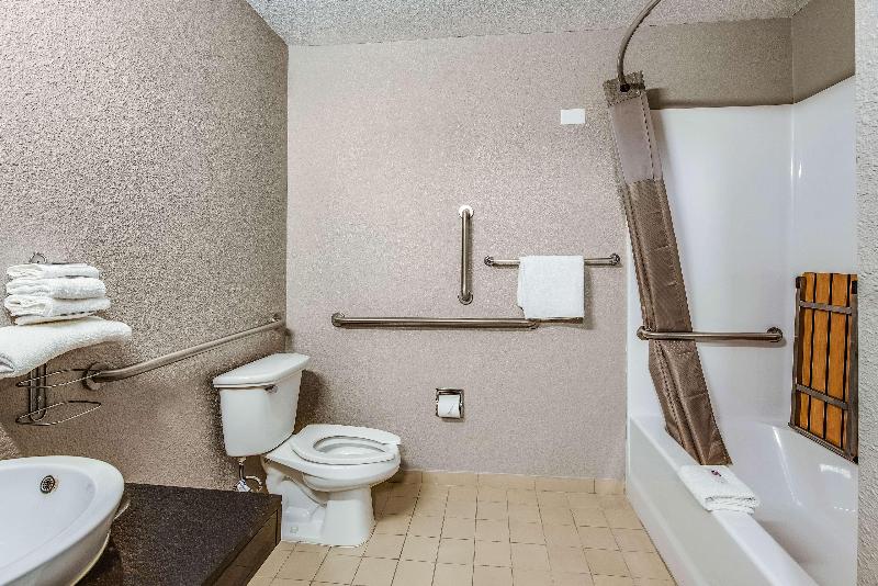 Motel 6 Fort Wayne, IN image