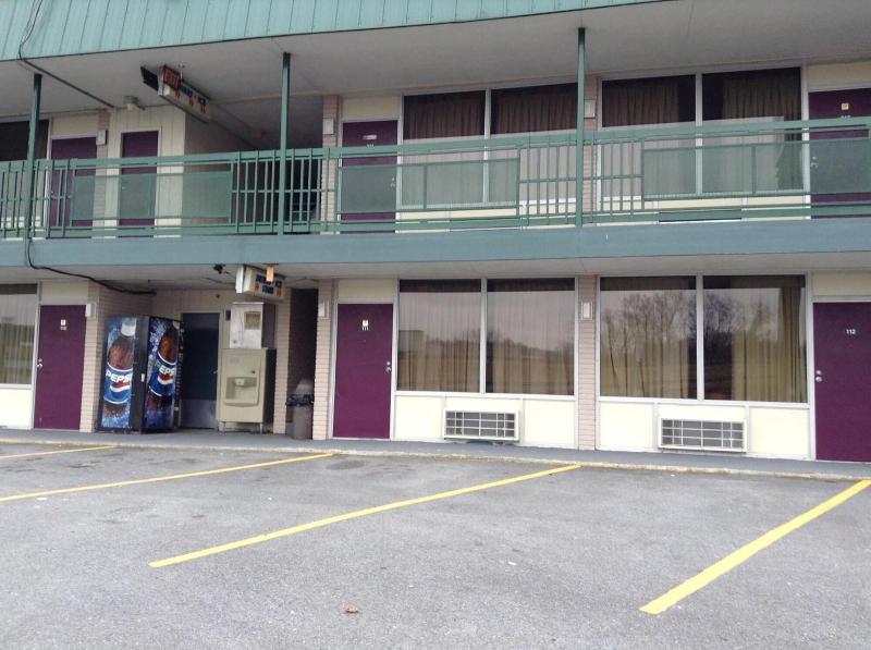 Motel 6 Chilhowie, VA image