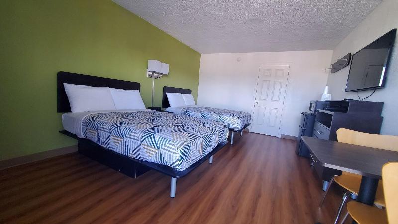 Motel 6 Chilhowie, VA image