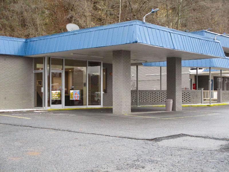 Motel 6 Chilhowie, VA image
