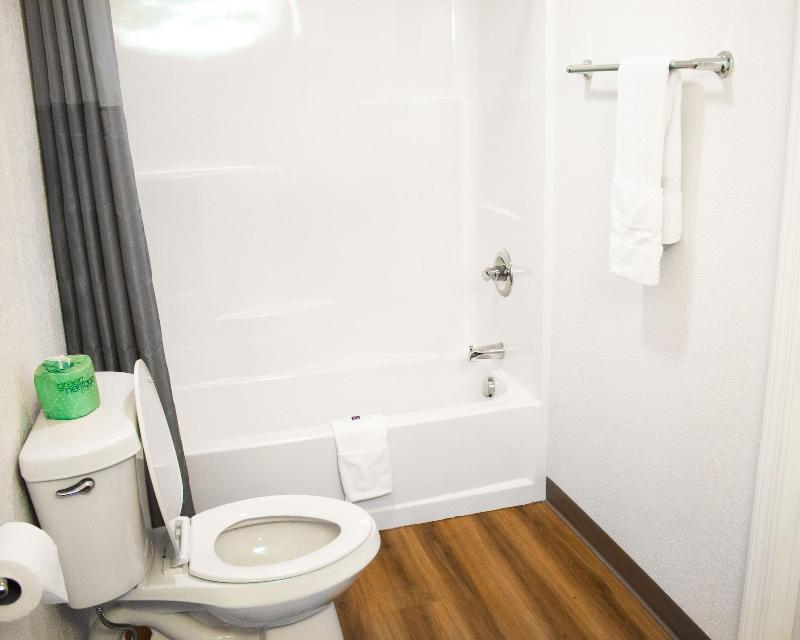Motel 6 Chilhowie, VA image