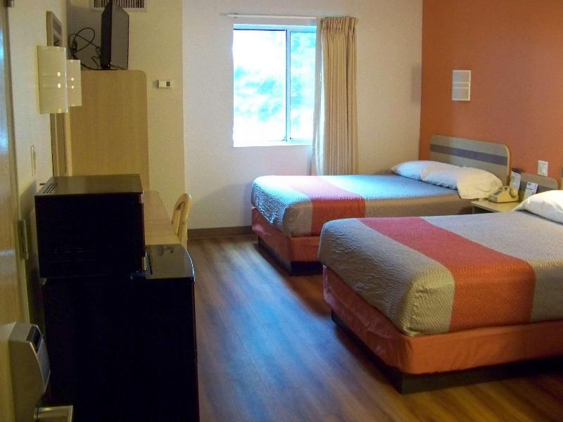 Motel 6 Sidney, NE image