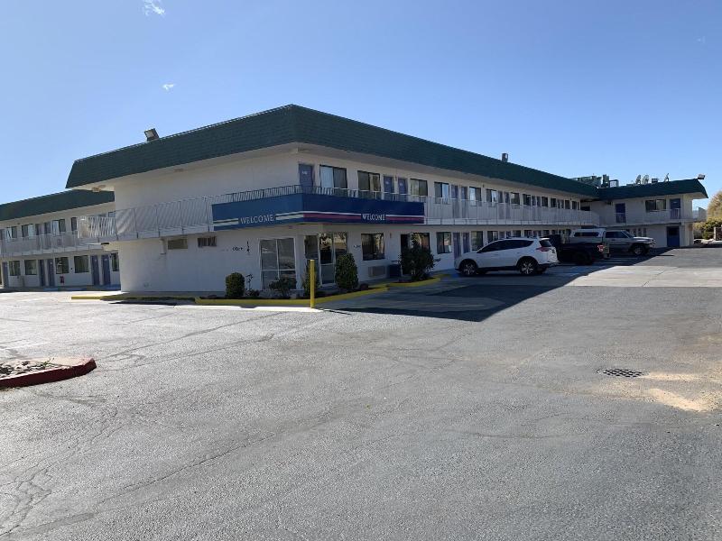 Motel 6 Grants, Nm image